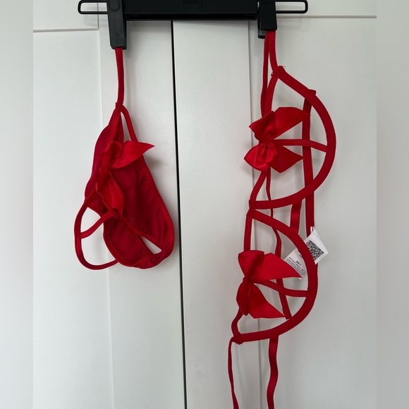 Lingerie set (unworn), S - Picture 1 of 4